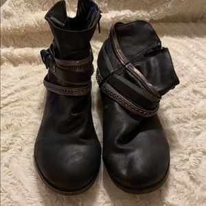 Faux leather black ankle boots